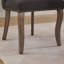 Chaises de salle à manger rembourrées avec dossier incurvé et pieds en bois-120314832