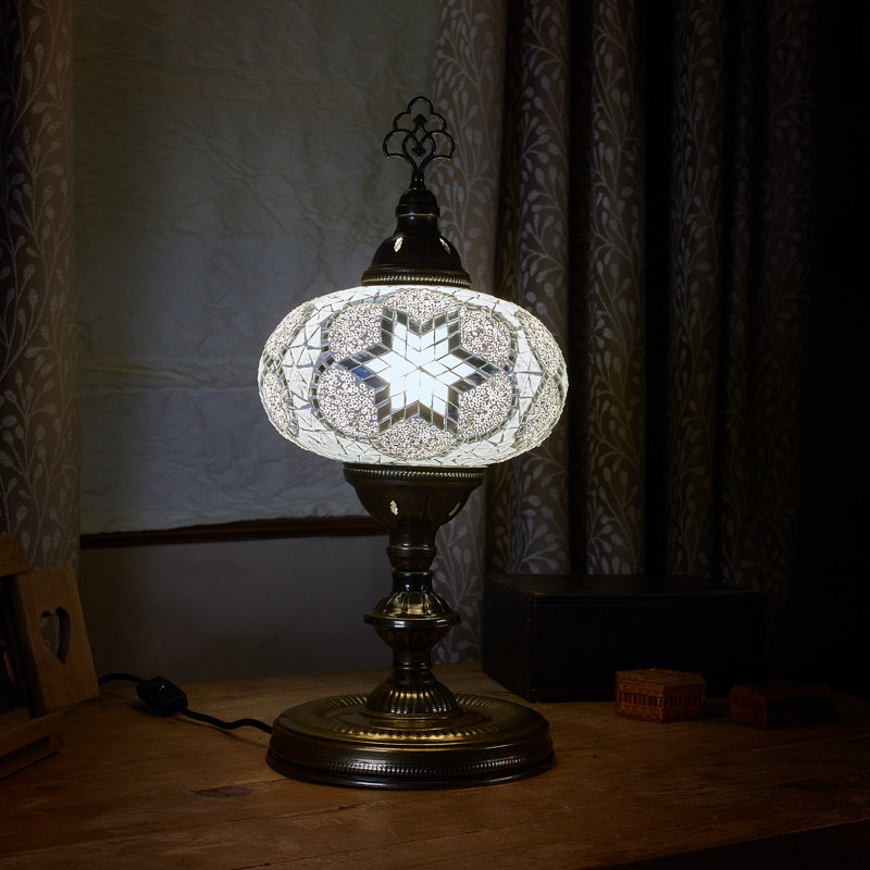 Lewistown Metal Lighting Lamp