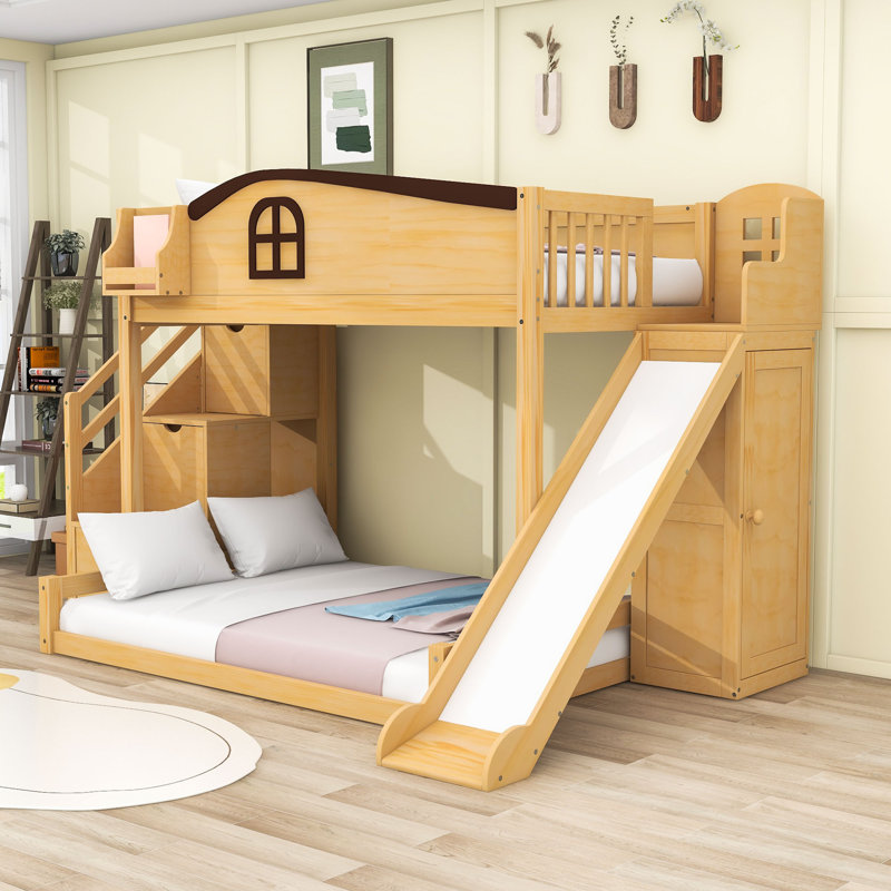 Lit superposé simple au-dessus d'un lit double en bois avec glissade, escalier de rangement et garde-robe, Naturel / espresso