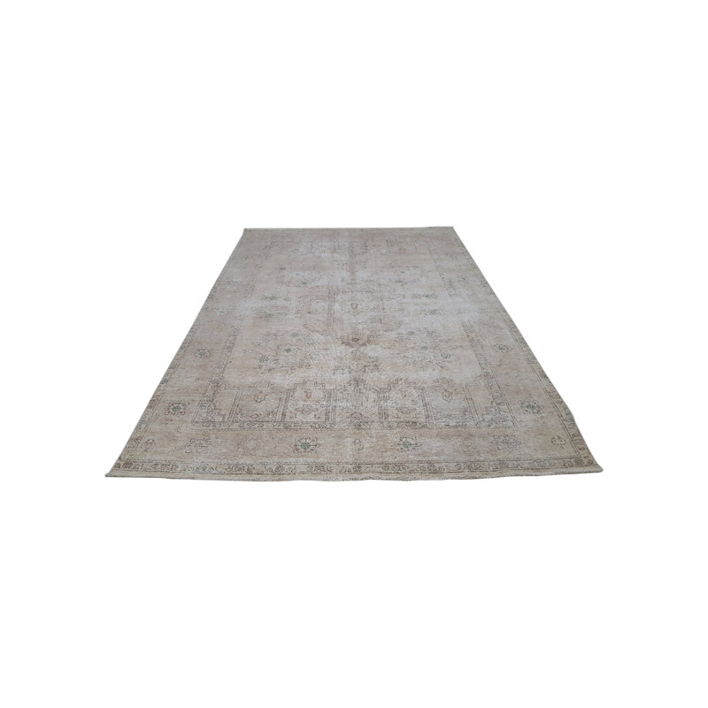 One-of-a-Kind Oriental Hand-Knotted Rectangle 7" x 10" Wool Area Rug in Beige/Ivory