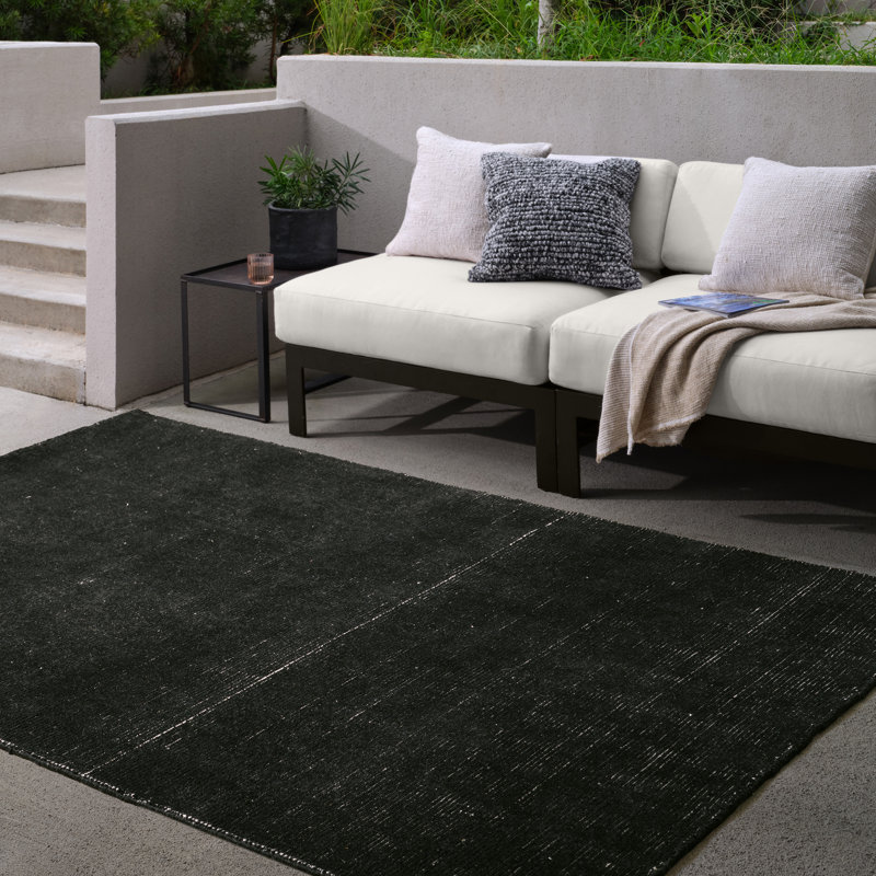 Jaipur Living Danan Handwoven Outdoor Solid Black Area Rug (7'9inx9'9in), Rectangle 7'9" x 9'9"