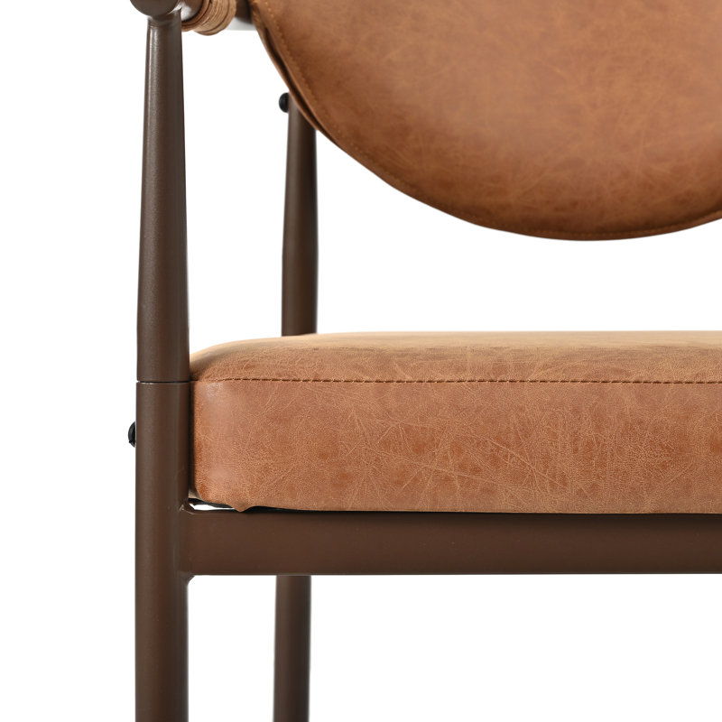 Tabouret de bar Fenton, hauteur du siège 67 cm (26,38 po), revêtement en cuir PU industriel, structure en fer, dossier et accoudoirs incurvés