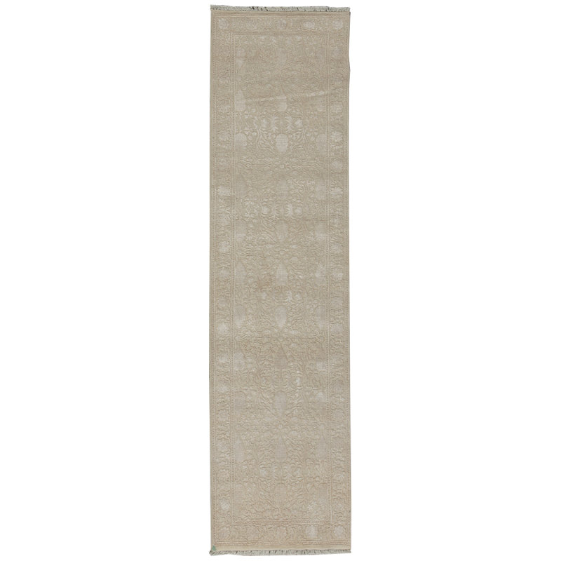 Floral Area Rug in Gray