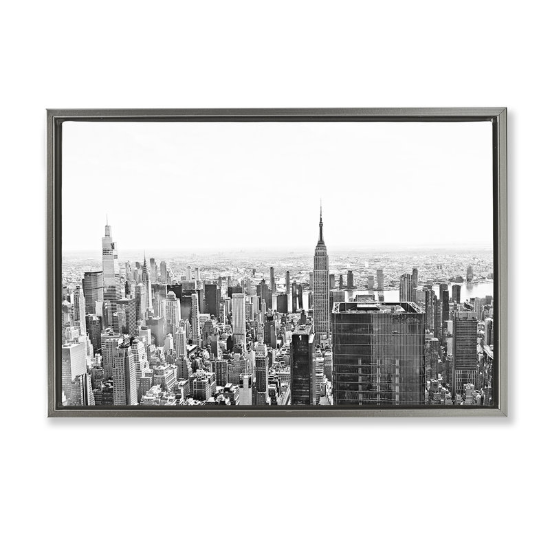 Cadre flottant New York City Scape View, design par Kali Wilson, H 21 po x l 31 po, Cadre flottant gris lustré