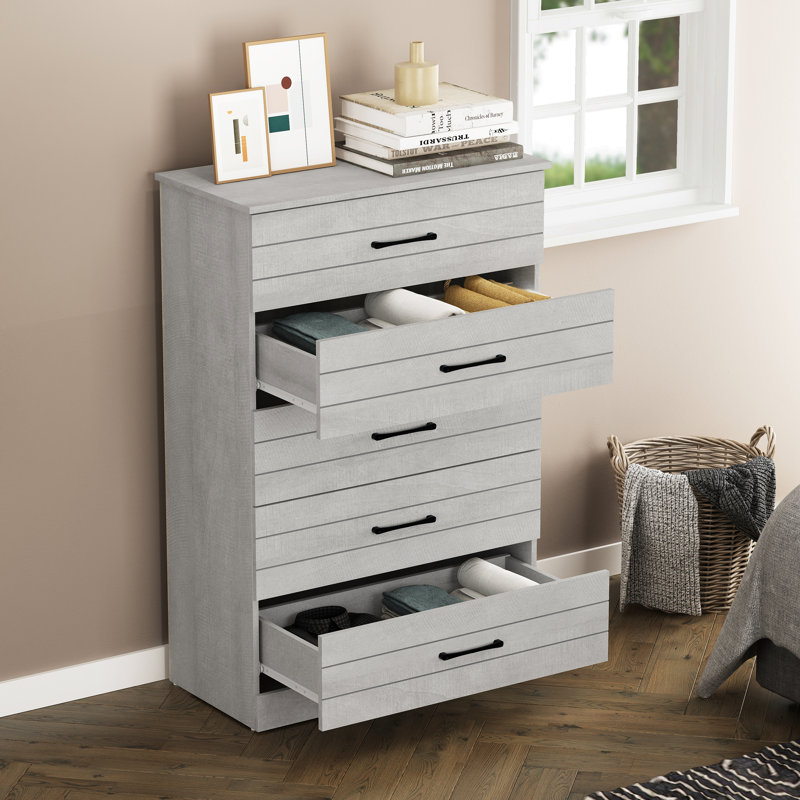 Calumn 5-Drawer Chest, Gray