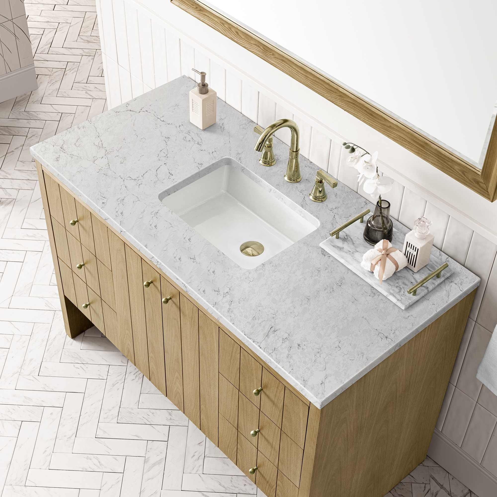 Hudson 48'' Single Bathroom Vanity, Eternal Jasmine Pearl, Light Natural Oak, 8" Widespread