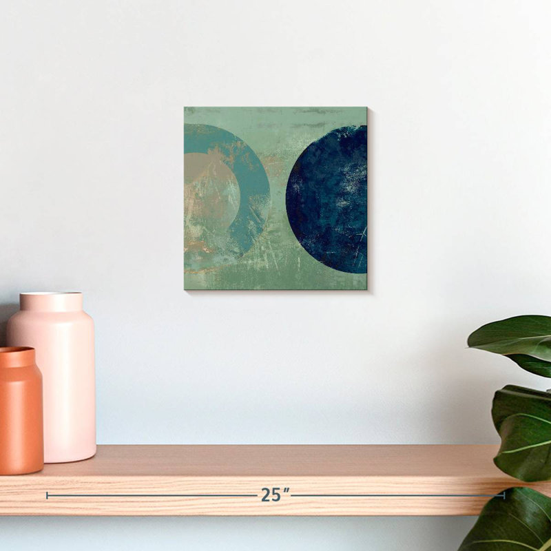 Avery Odeon, 10" H x 10" W