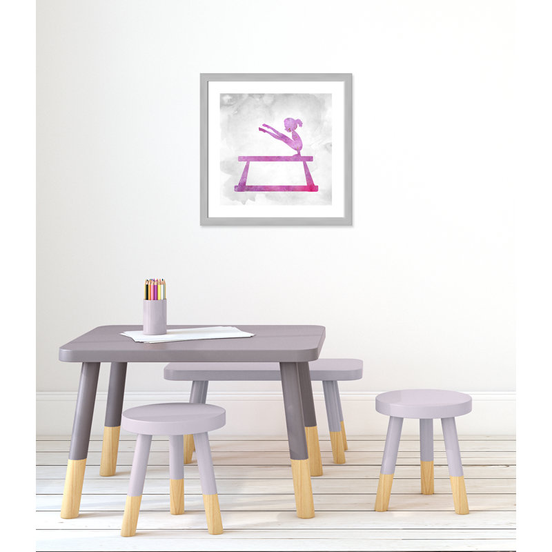 Gymnastique 3, impression sur papier, H 24,5 po x l 24,5 po x P 0,63 po, Encadré en argent non brossé