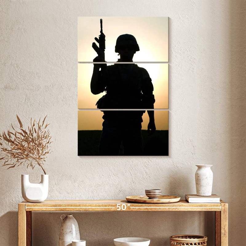 Silhouette d'un soldat américain, H 57 po x l 36 po