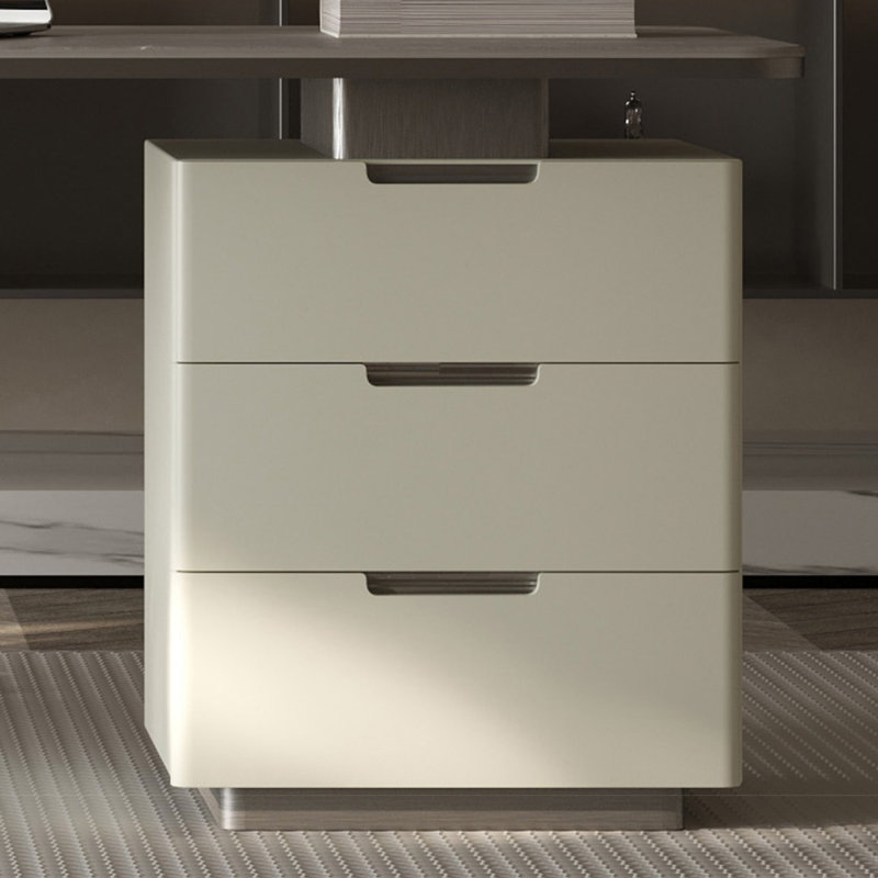 Eggen, H 29,53 po x l 62,99 po x P 27,56 po
