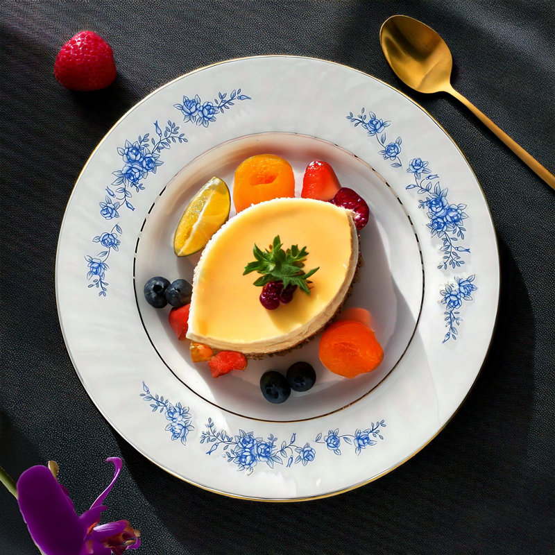 Assiette à salade / dessert en porcelaine 7,5 pouces Quiana, garniture florale et argent sterling (ensemble de 6)