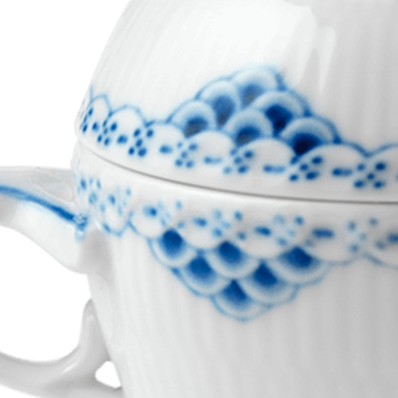 Royal Copenhagen Princess 6.75 oz. Sugar Bowl