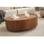 39,4 po. Grain de bois massif. Rangement à double tiroir. Base robuste. Bords de sécurité anti-collision. Table basse ronde