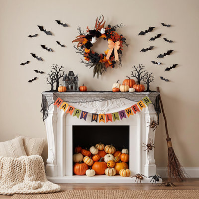 Couronne d'Halloween 26 pouces avec roses noires, feuilles d'érable et baies