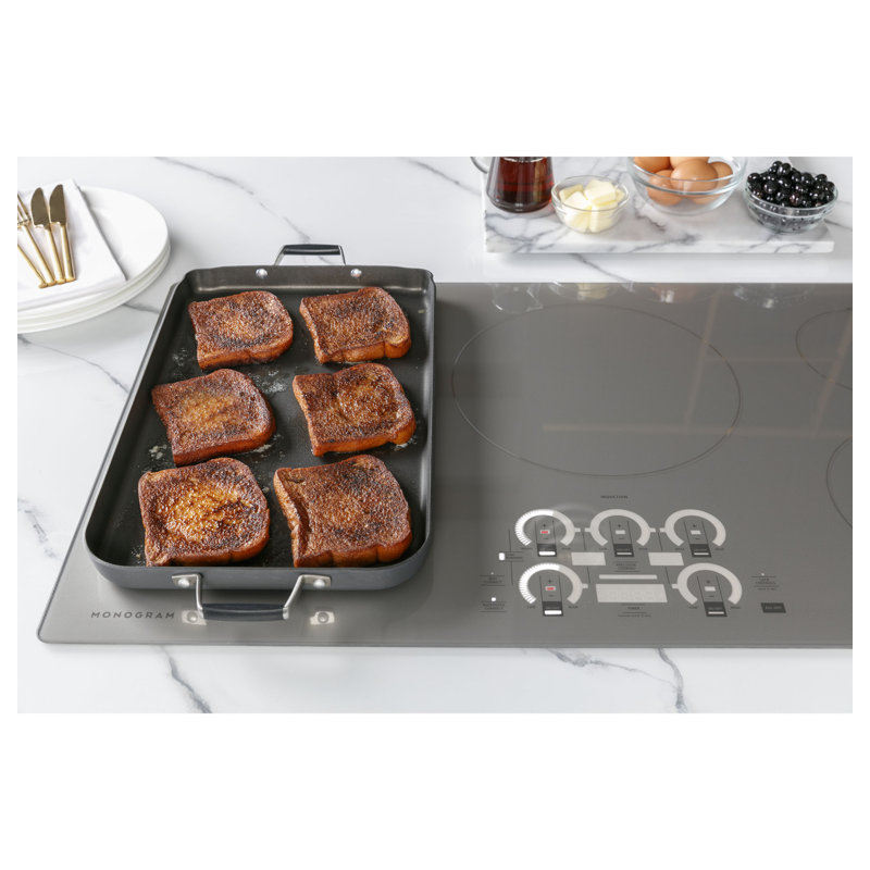 Monogram Appliances 30" Black Smart 4 Burner Cooktop