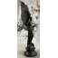 Sculpture ange avec épée classique