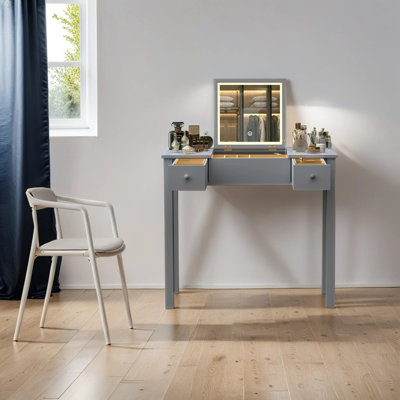 Sophiamae Makeup Vanity