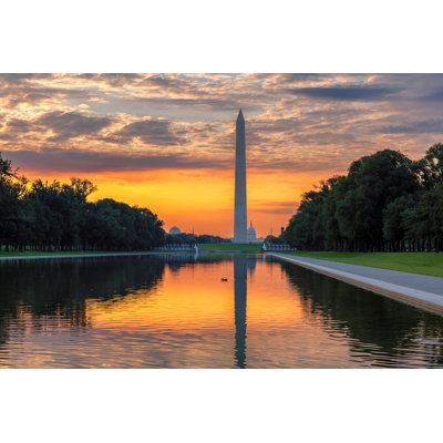 Garnes Washington Monument At Sunrise - Wrapped Canvas Print