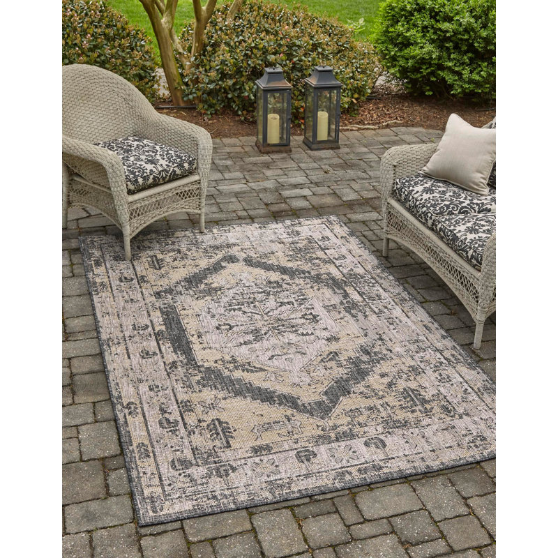 Tapis d'intérieur / extérieur oriental Susan, Rectangle 3 pi 3 po x 5 pi 3 po