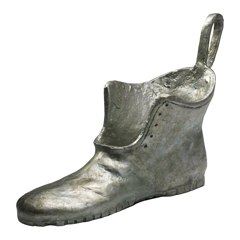 Shoe Entertainment Figurines & Sculptures