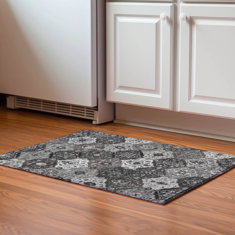 Premium Machine Washable Mayfield AMF2292 Panel Rug, Gray, 2'6" x 3'10"