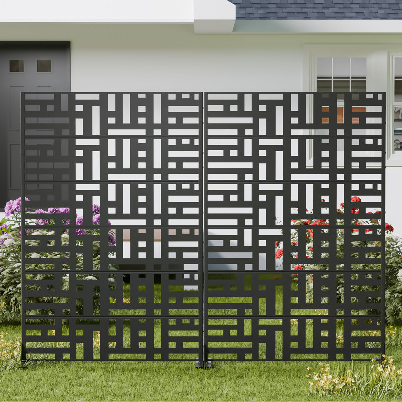 Metal Outdoor Privacy Screen, 72" H x 94" W x 16" D, Noir