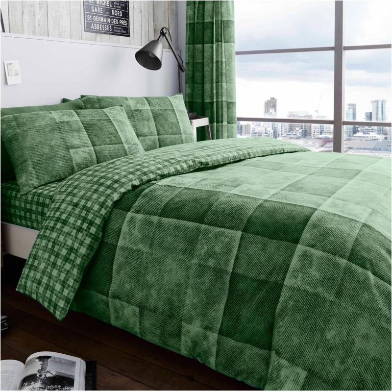Modern Check Pattern Polycotton Duvet Cover and Pillowcase Set - Machine Washable, Super King, Green