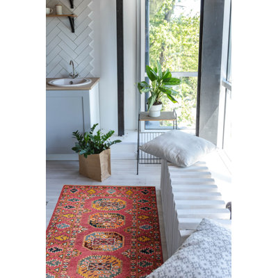Tapis de couloir rose nouvel âge 2 pi 8 po x 6 pi 5 po Zaylah