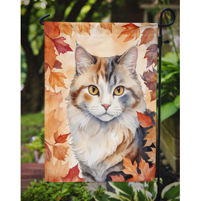 Chat en feuilles d'automne drapeau de jardin