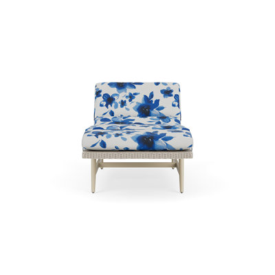 Cascade Chaise