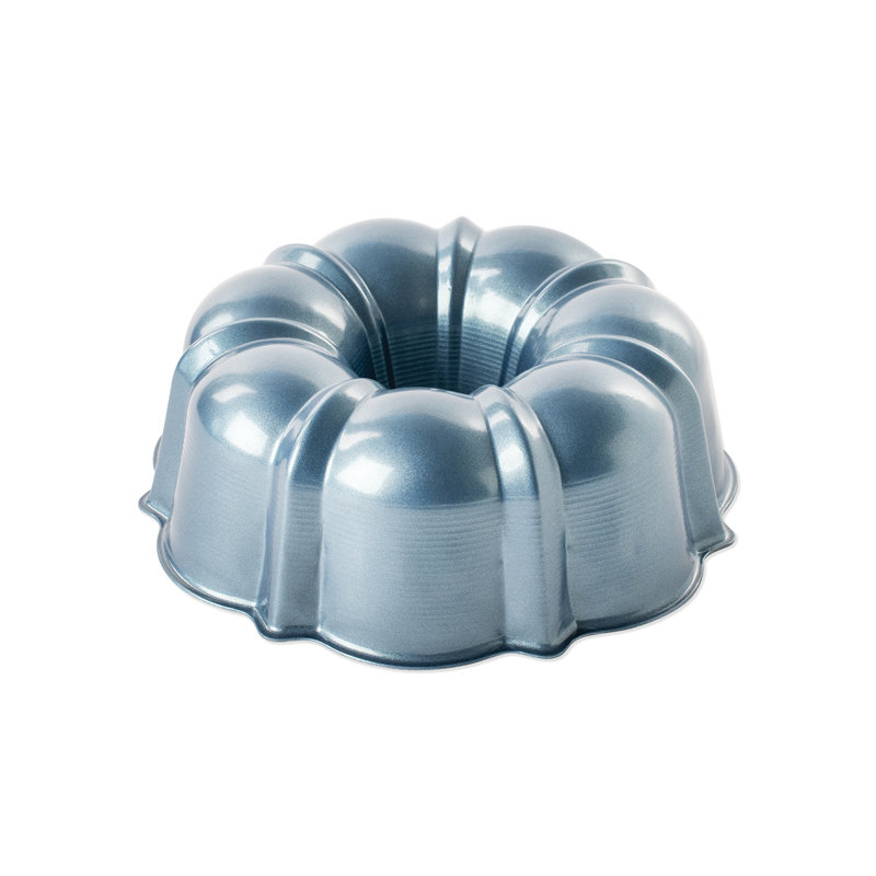 Nordic Ware Classic Cake Pan, 7.4" H x 21.3" W x 21.3" D