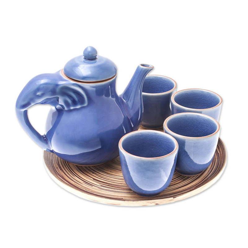 Bungalow Rose 18oz. Teapot