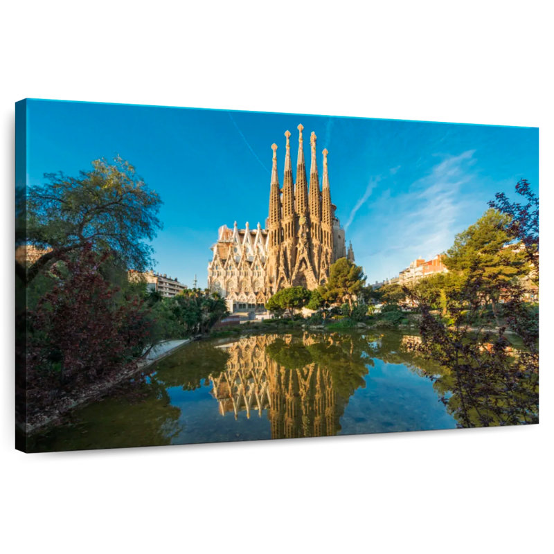 Ravi Sagrada Familia à Barcelone, H 26 po x l 39 po