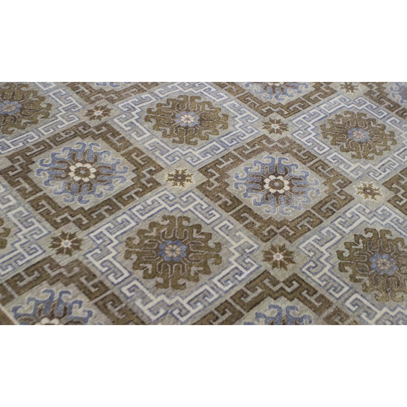 Hand-Knotted High-Quality Brown Area Rug