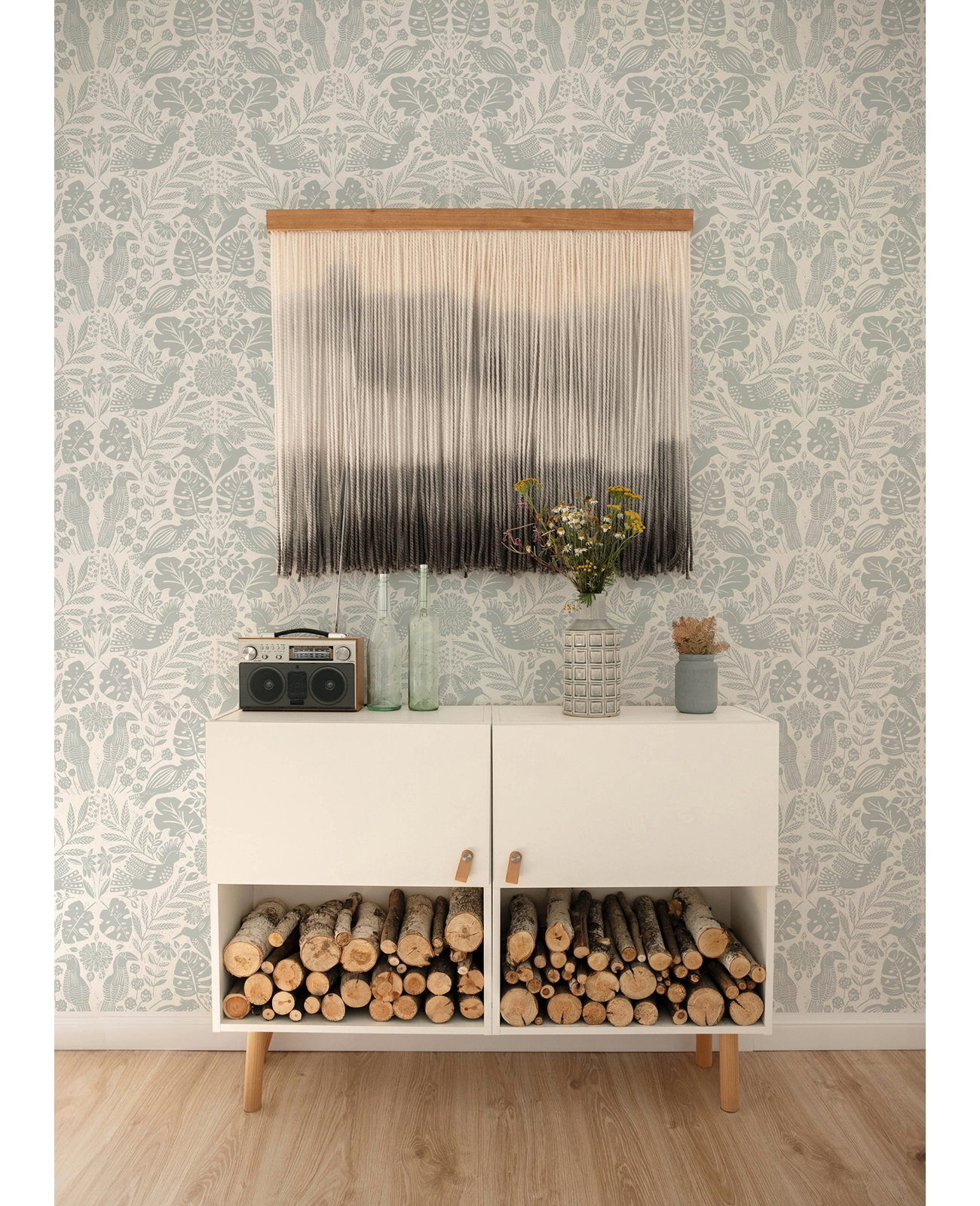 Pomona Floral Wallpaper, Light Gray