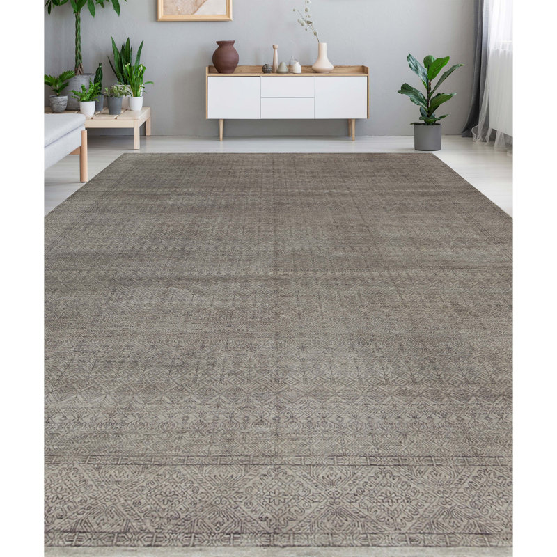 Signature Wool Southwestern Area Rug in Gray