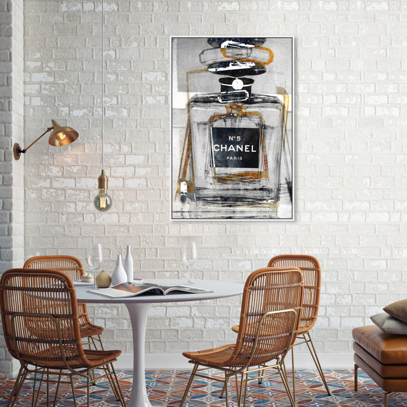 «Fashion and Glam Infinite Glam Gold», impression sur toile, H 30 po x l 20 po, Impression encadrée, White