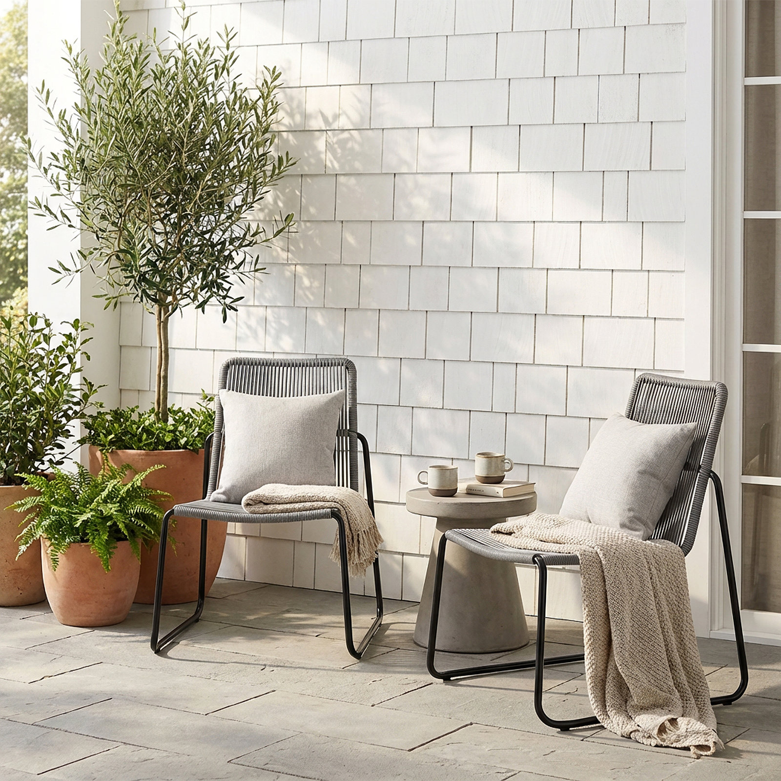 Patio Lounge Chair, Gray/Black