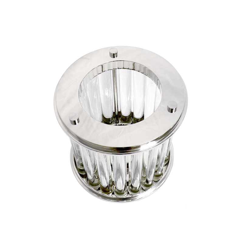 Ouragan Lucian Lucite au fini chrome poli, H 11 po x l 10,5 po x P 10,5 po, Argent / transparent