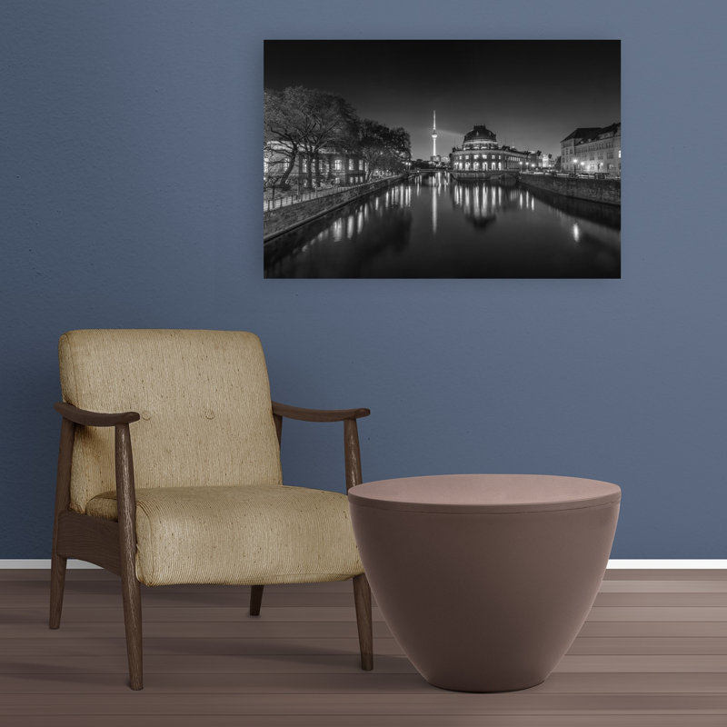 «Berlin Night Reflections Abstract Contemporary City Architecture», reproduction d'art mural, H 24 po x l 36 po
