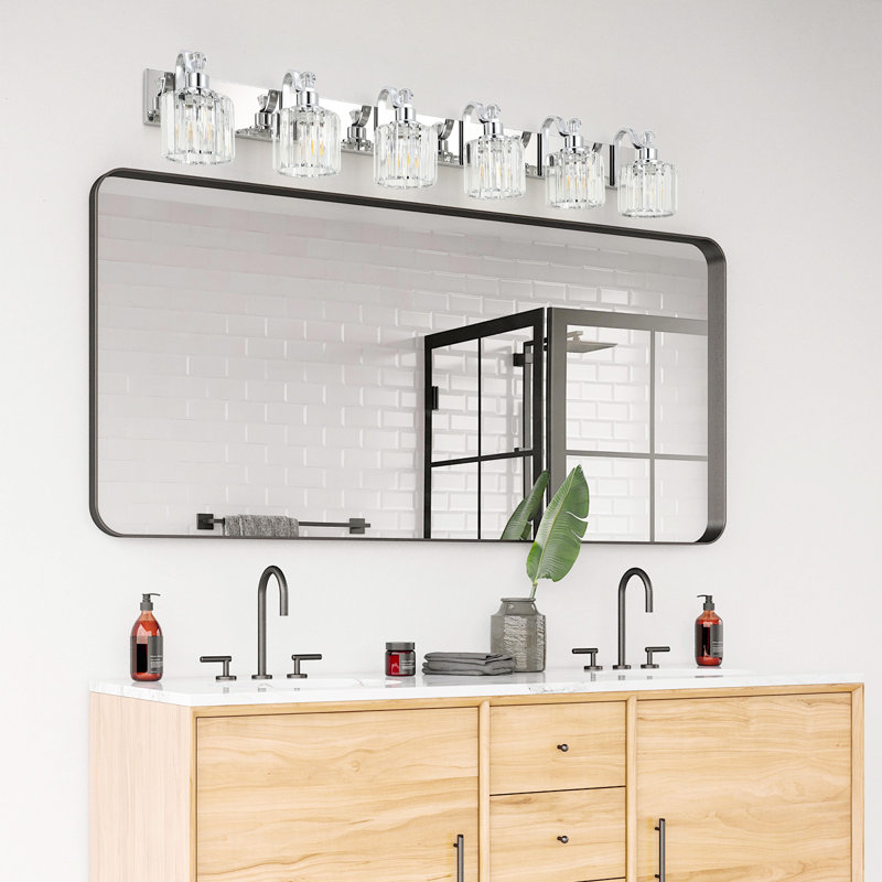 Luminaire de salle de bain moderne à DEL en cristal au-dessus d'un miroir - luminaire mural 6 lumières