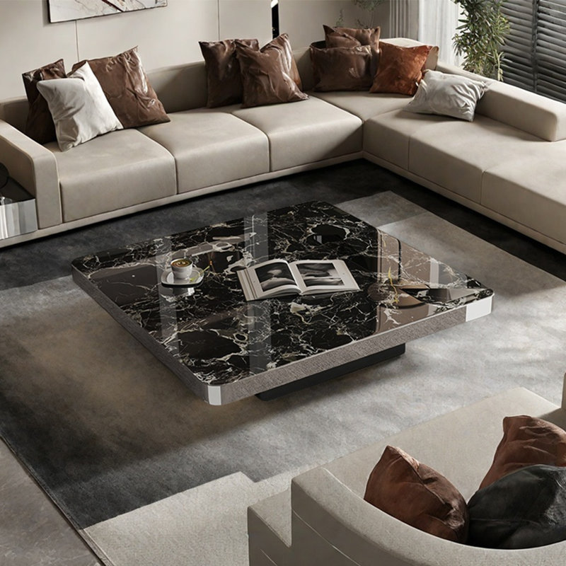 Oaklea, Noir / blanc