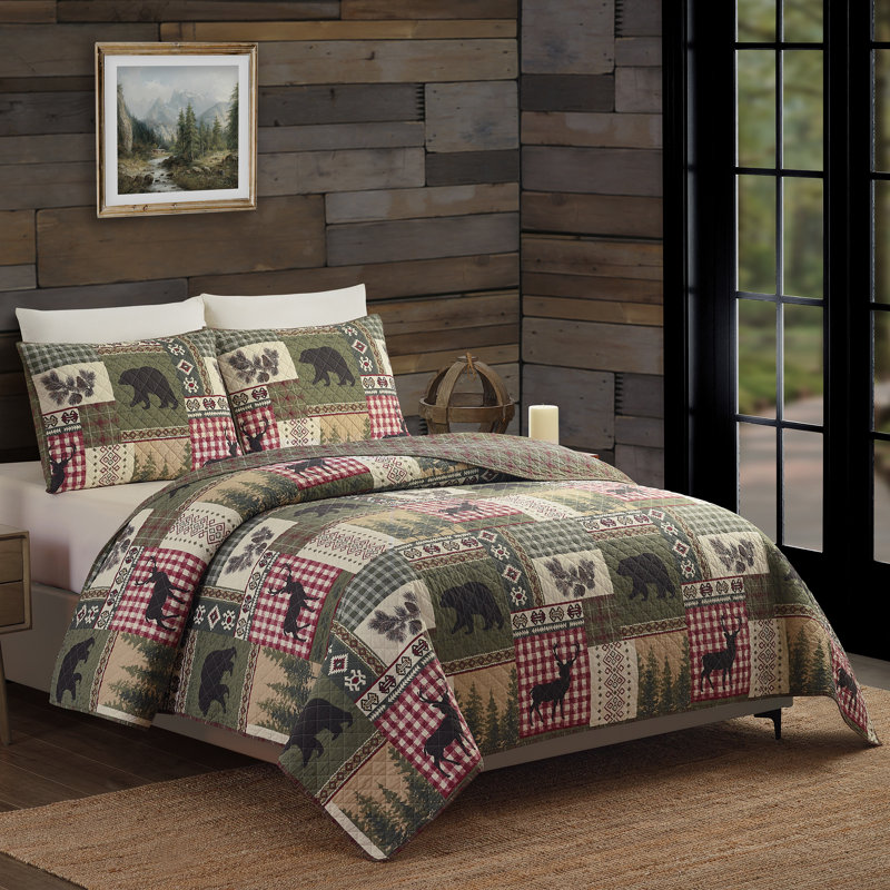 King Size Red and Green Cotton Reversible Quilt Set