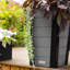 Pot à fleurs effilé de 22 po de hauteur Mayne-1275149934-1299600483