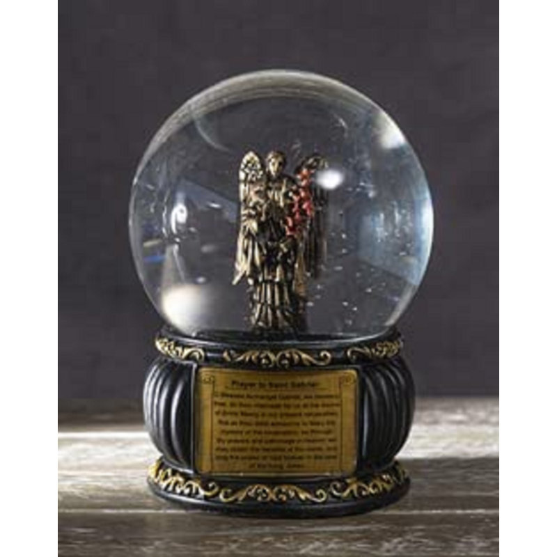 Figurine décorative en forme de globe d'églises enneigées en forme de parchemin en or avec globe de gloire et ange de Dieu Trinx