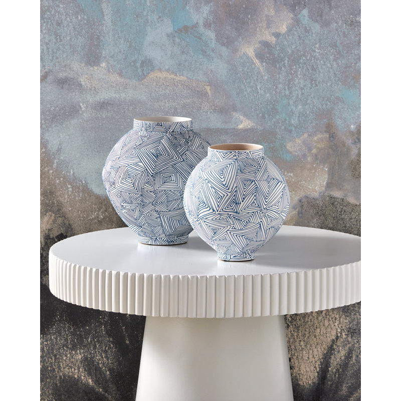Vase moyen à plis bleus, H 12 po x l 12 po x P 12 po