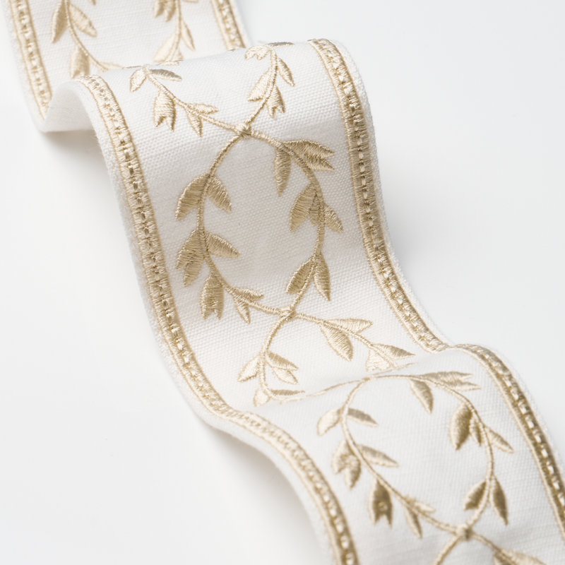 Schumacher X Paloma Contreras Maison Vine Trim, Ivory
