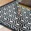Tapis noir/ivoire Derr-1396212406