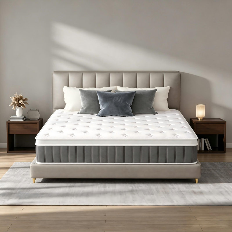 30cm Medium Gel Memory Foam Pocket Sprung 2000 Mattress, Super King (6')