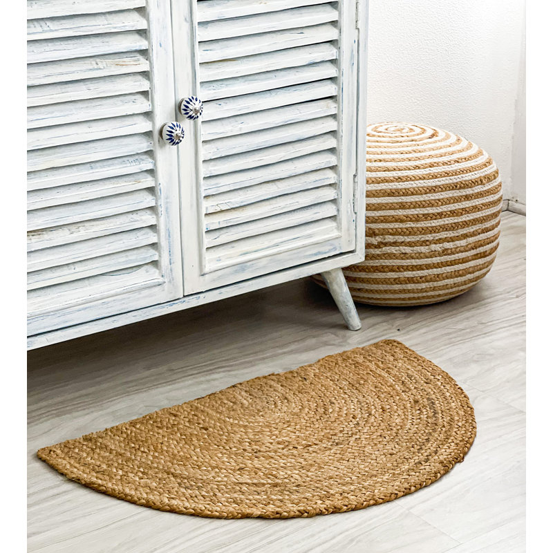 Tapis naturel tressé à la main, Demi-cercle 1 pi 6 po x 2 pi 6 po